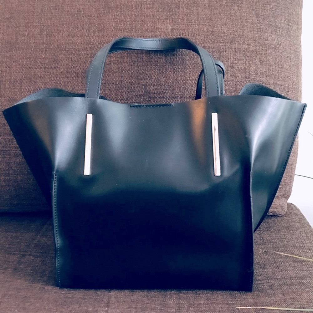 Gianni Chiarini Black Leather Bag Made in Italy